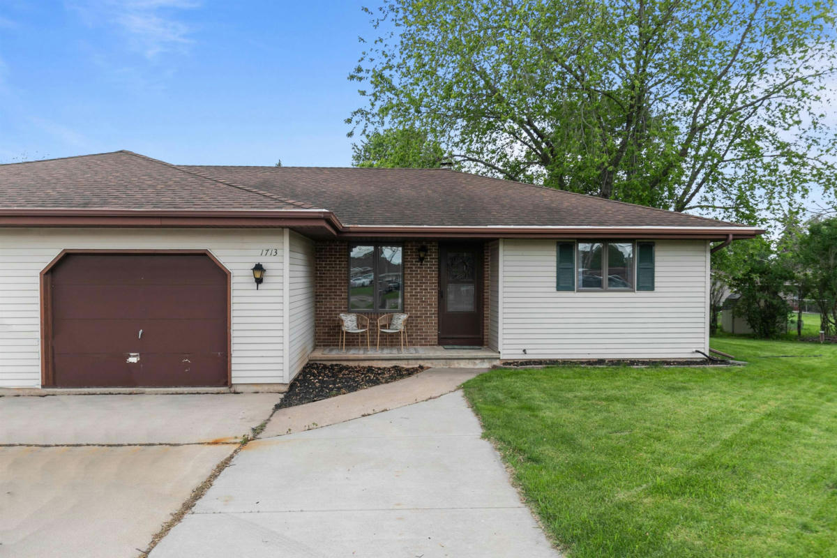 1713 MIDWAY RD, MENASHA, WI 54952, photo 1 of 20