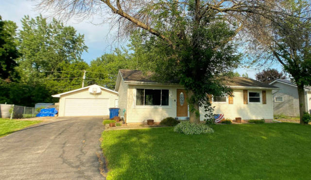 640 MCKINLEY AVE, OMRO, WI 54963 - Image 1
