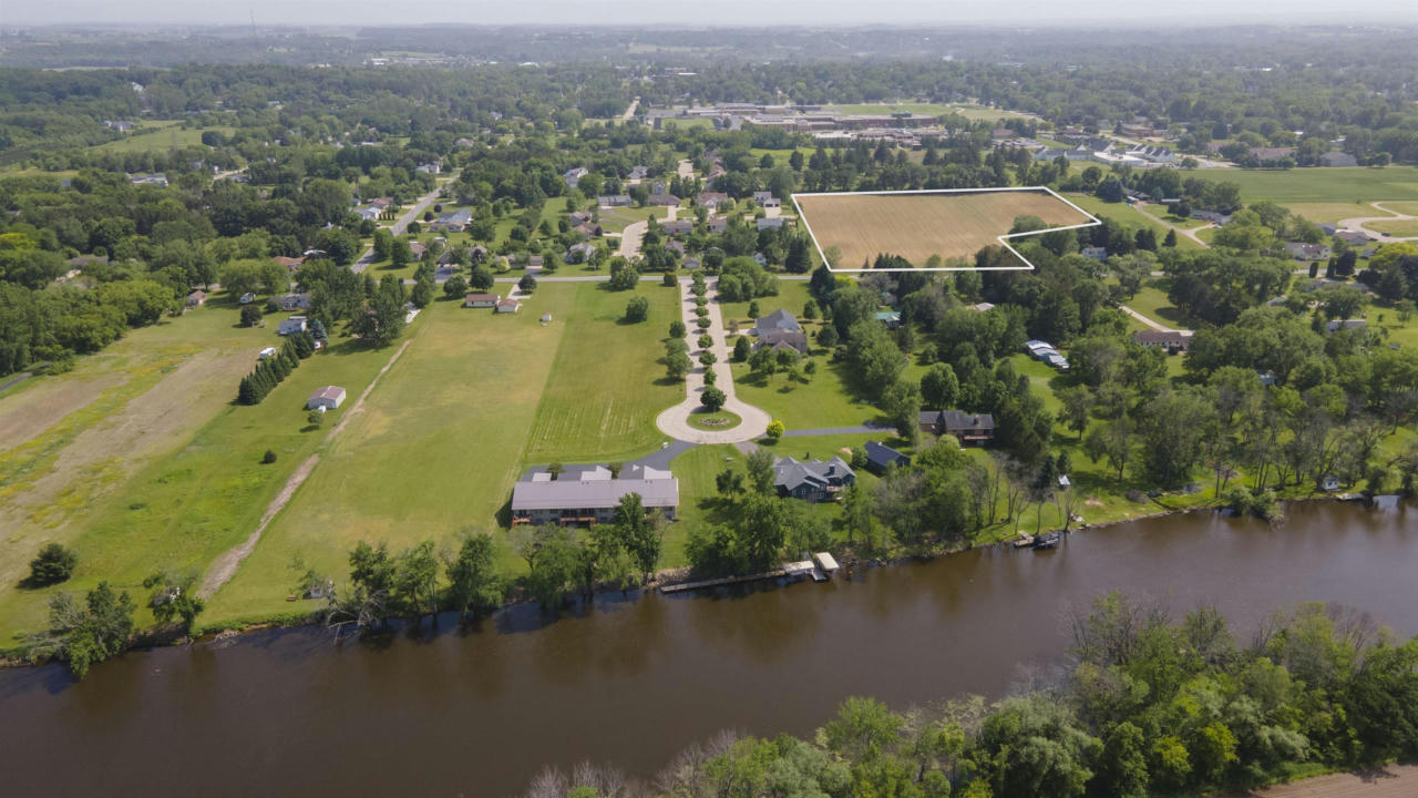 VOYAGERS TRAIL, BERLIN, WI 54923, photo 1 of 4