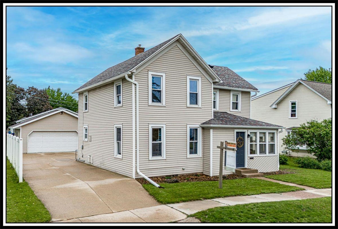311 E QUINCY ST, NEW LONDON, WI 54961, photo 1 of 30