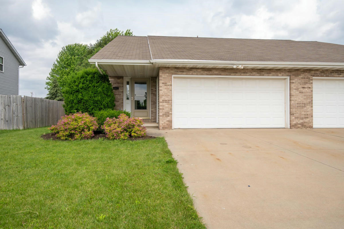 1817 MEADOWVIEW LN, LITTLE CHUTE, WI 54140, photo 1 of 24