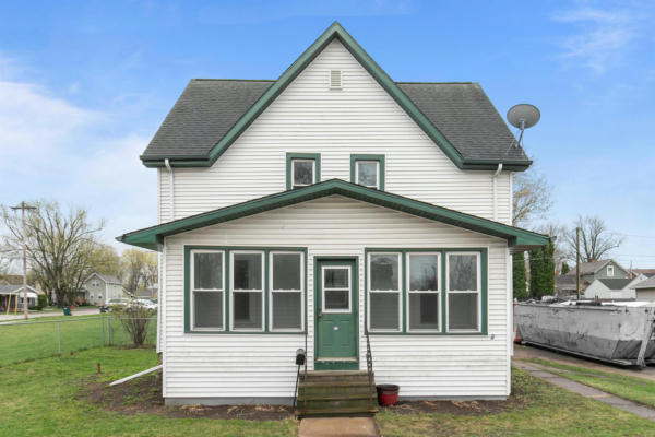 210 E WOLF RIVER AVE, NEW LONDON, WI 54961 - Image 1