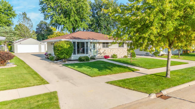 120 N EAGLE ST, OSHKOSH, WI 54902 - Image 1