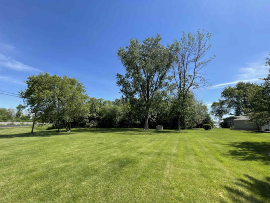 1821 BUTTE DES MORTS BEACH RD, NEENAH, WI 54956 - Image 1