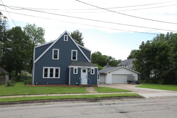 121 N CLINTON AVE, CLINTONVILLE, WI 54929 - Image 1