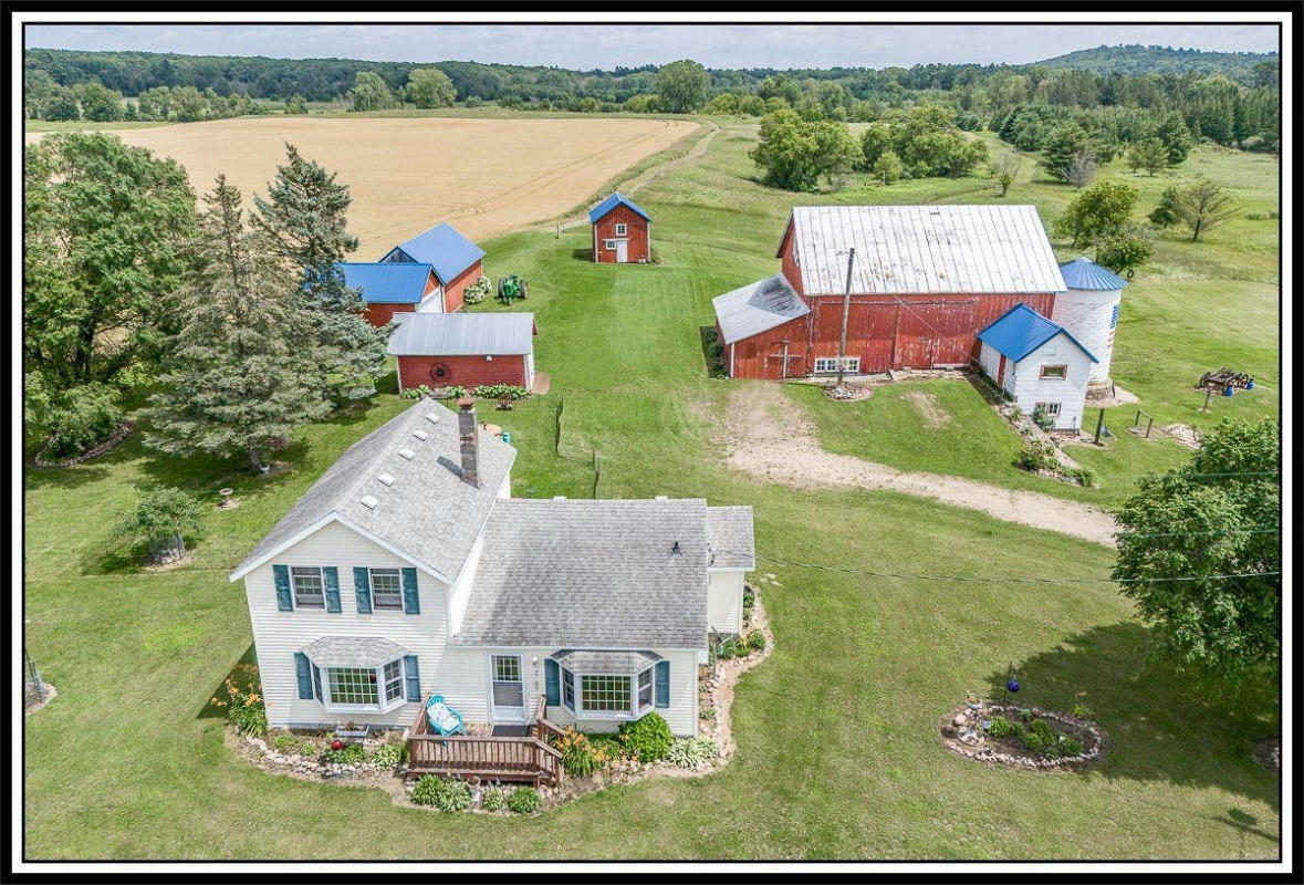 N8218 COUNTY ROAD J, IOLA, WI 54945, photo 1 of 90